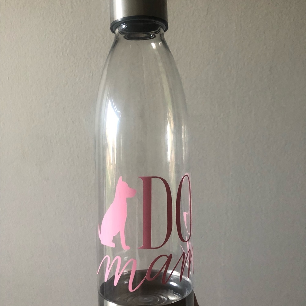 Dog mamma water bottle
